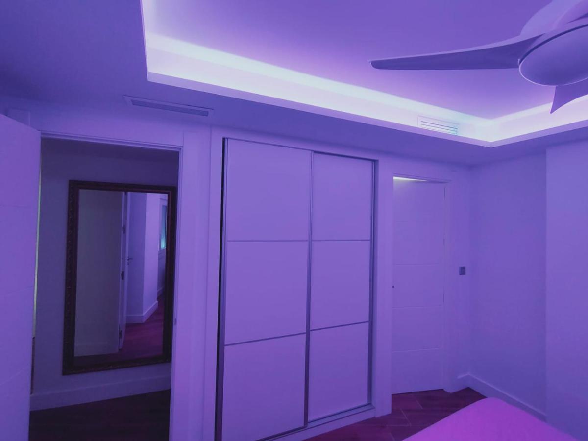 Beautiful Apartment In Third Line Beach Boliches Fuengirola Esterno foto